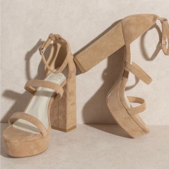 Raelynn Suede Platform Heels - Picture 1 of 2
